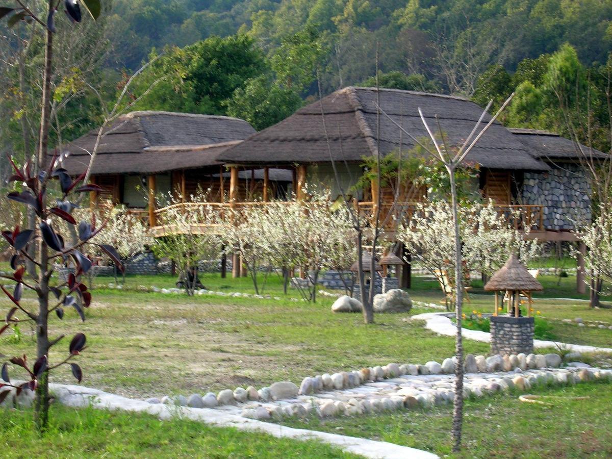 Camp Riverwild Ξενοδοχείο Garjia Εξωτερικό φωτογραφία